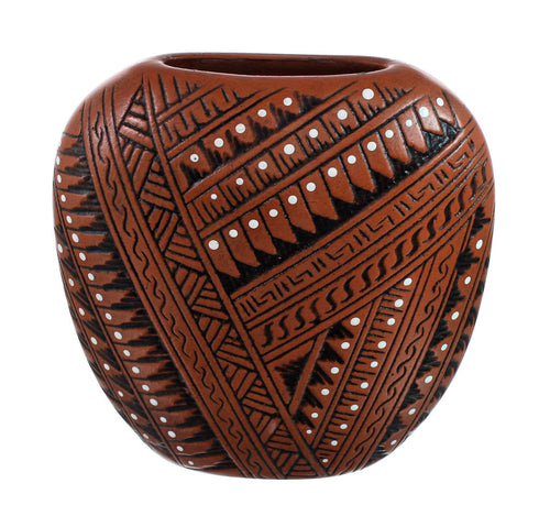 Hand Crafted Navajo Pot By Artist Shelly Watchman JX130403